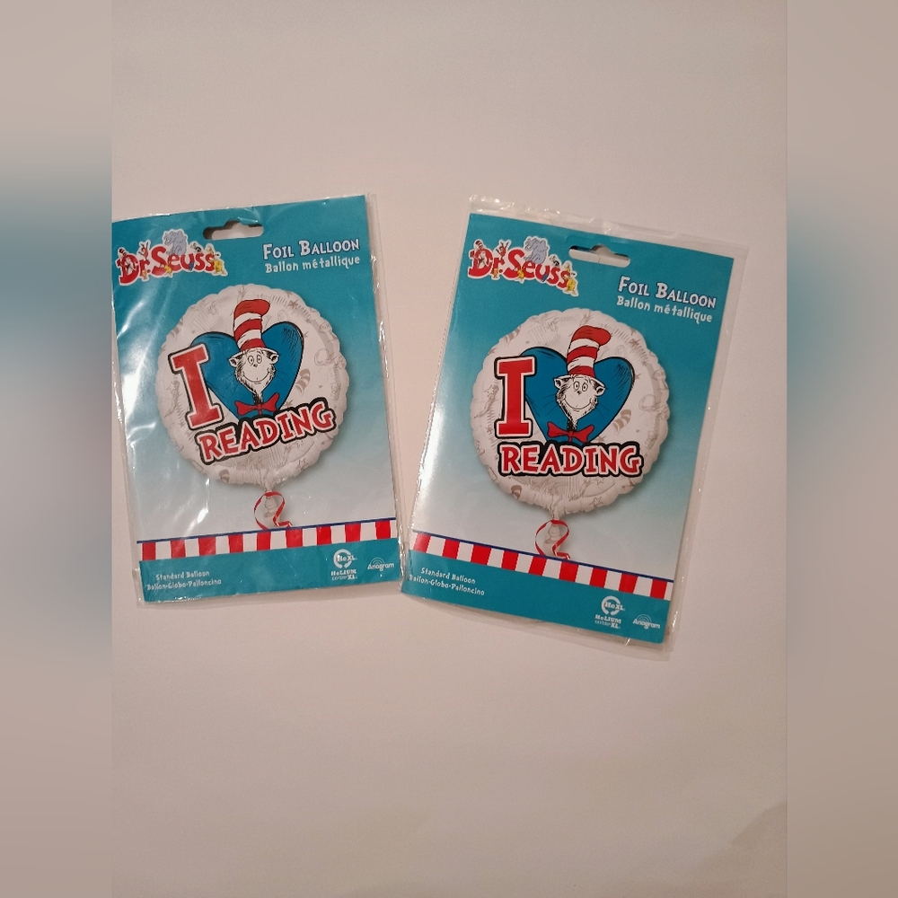 Dr. Seuss I Love Reading Foil Balloons 17" Qty 2